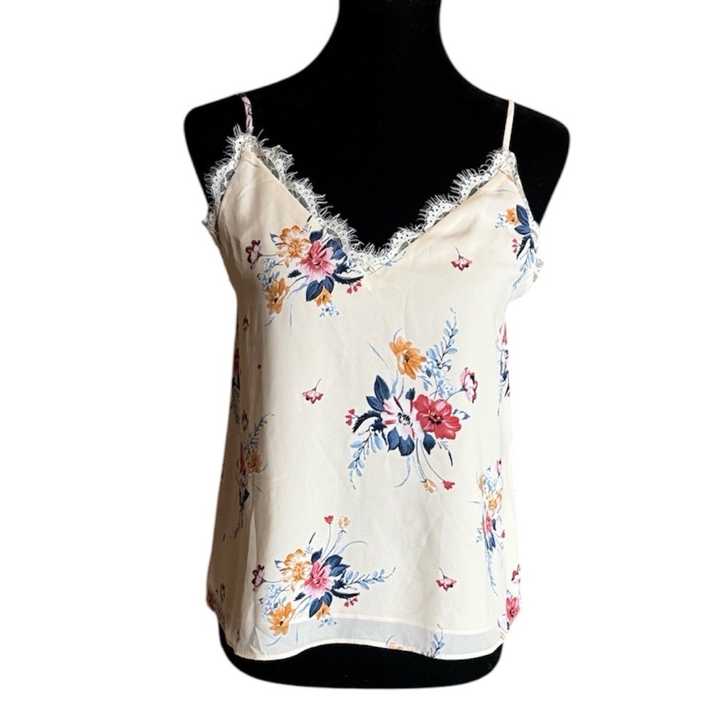 Nine Britton Susan floral cami with eyelash lace trim Size Small New with tag